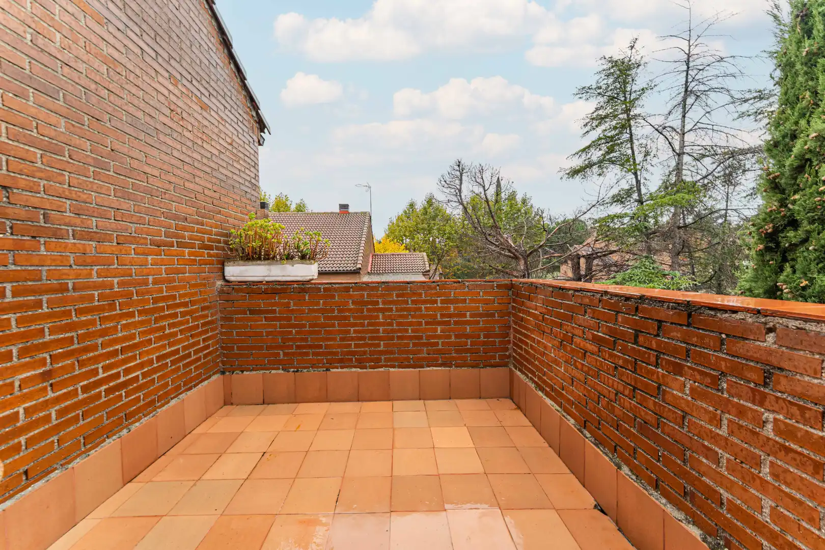 Terrassa de Casa o xalet en venda en Arroyomolinos (Madrid) amb Aire condicionat, Calefacció i Jardí privat