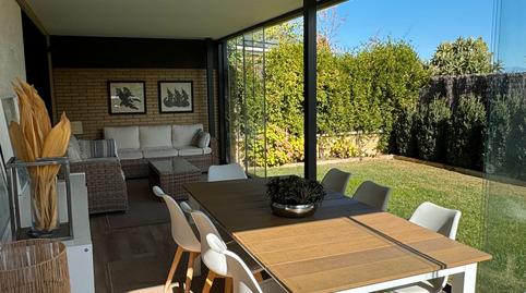 Foto 2 de Casa adosada en venda a Calle Traviata, Los Satélites - Roza Martín, Madrid