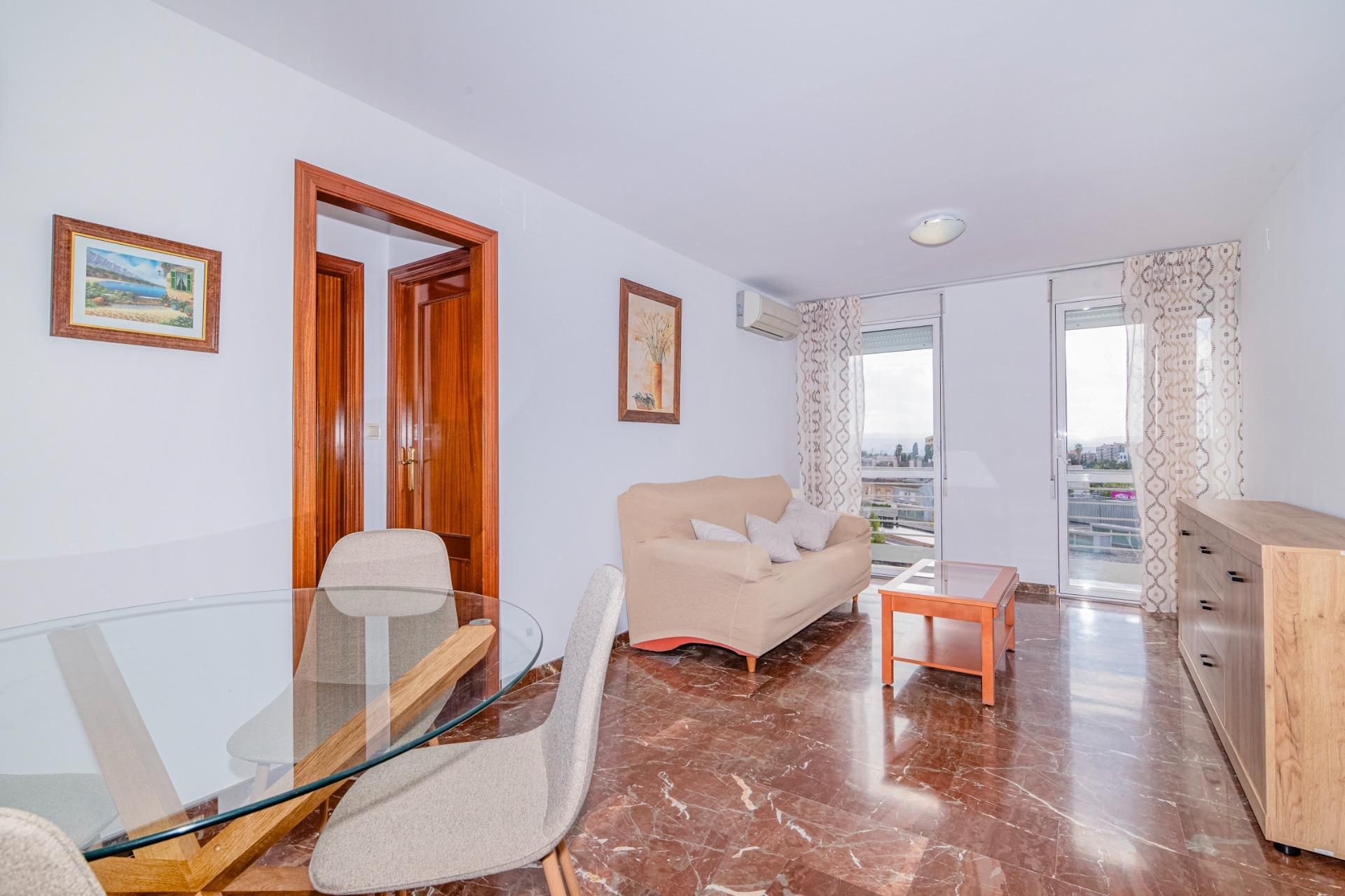 Living room of Flat to rent in  Granada Capital  with Air Conditioner