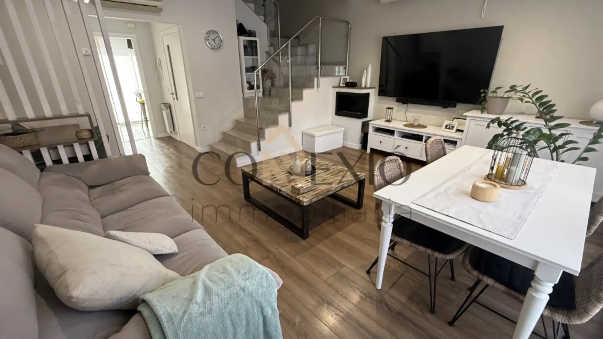 Living room of Houses for sale in Sarrià de Ter  with Air Conditioner, Heating and Private garden