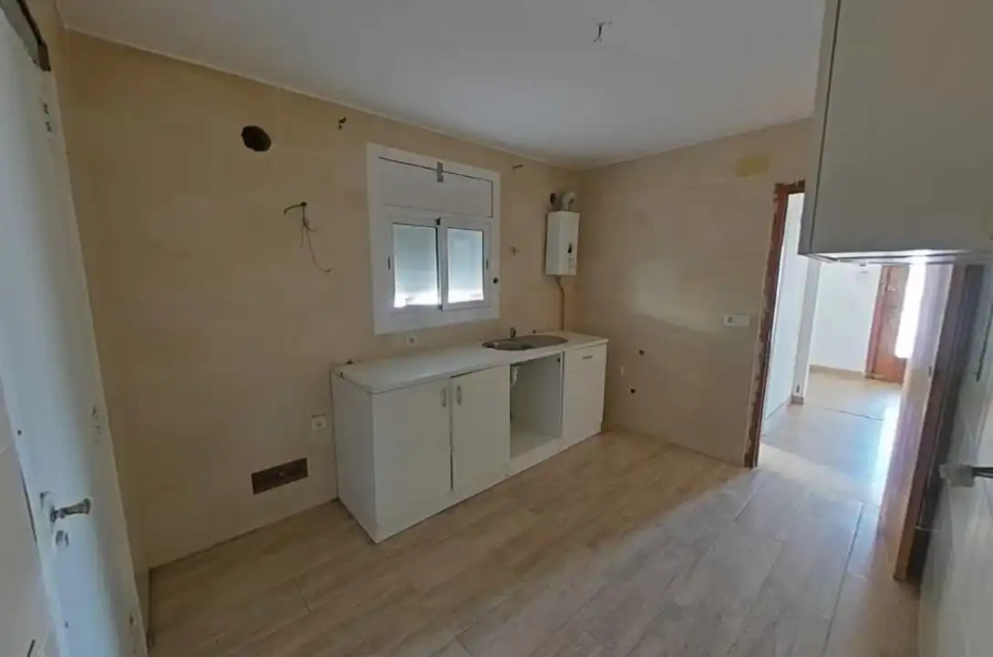 Cocina de Casa o chalet en venta en Santa Eulàlia de Ronçana con Jardín privado, Terraza y Piscina