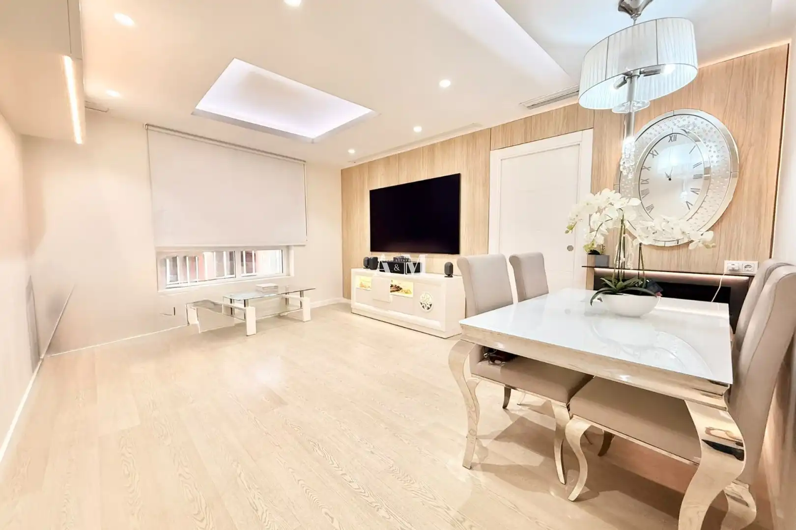 Ground floor with lift to rent in Centro