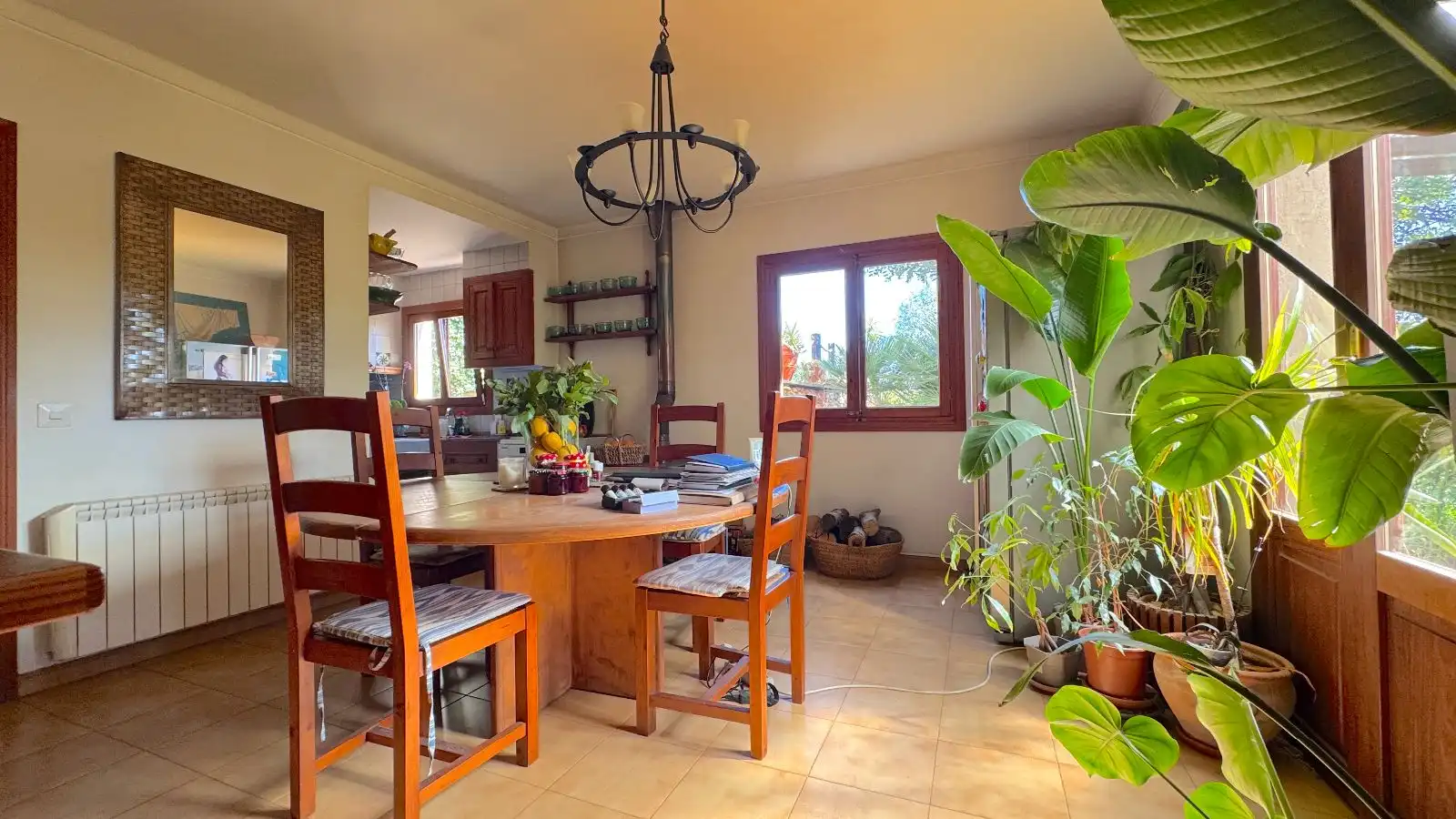 Comedor de Finca rústica en venta en Santa María del Camí con Calefacción, Jardín privado y Terraza