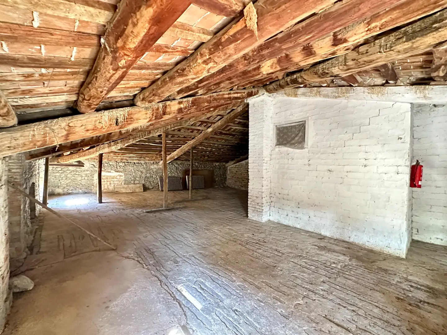 Edificio en venta en Montesquiu