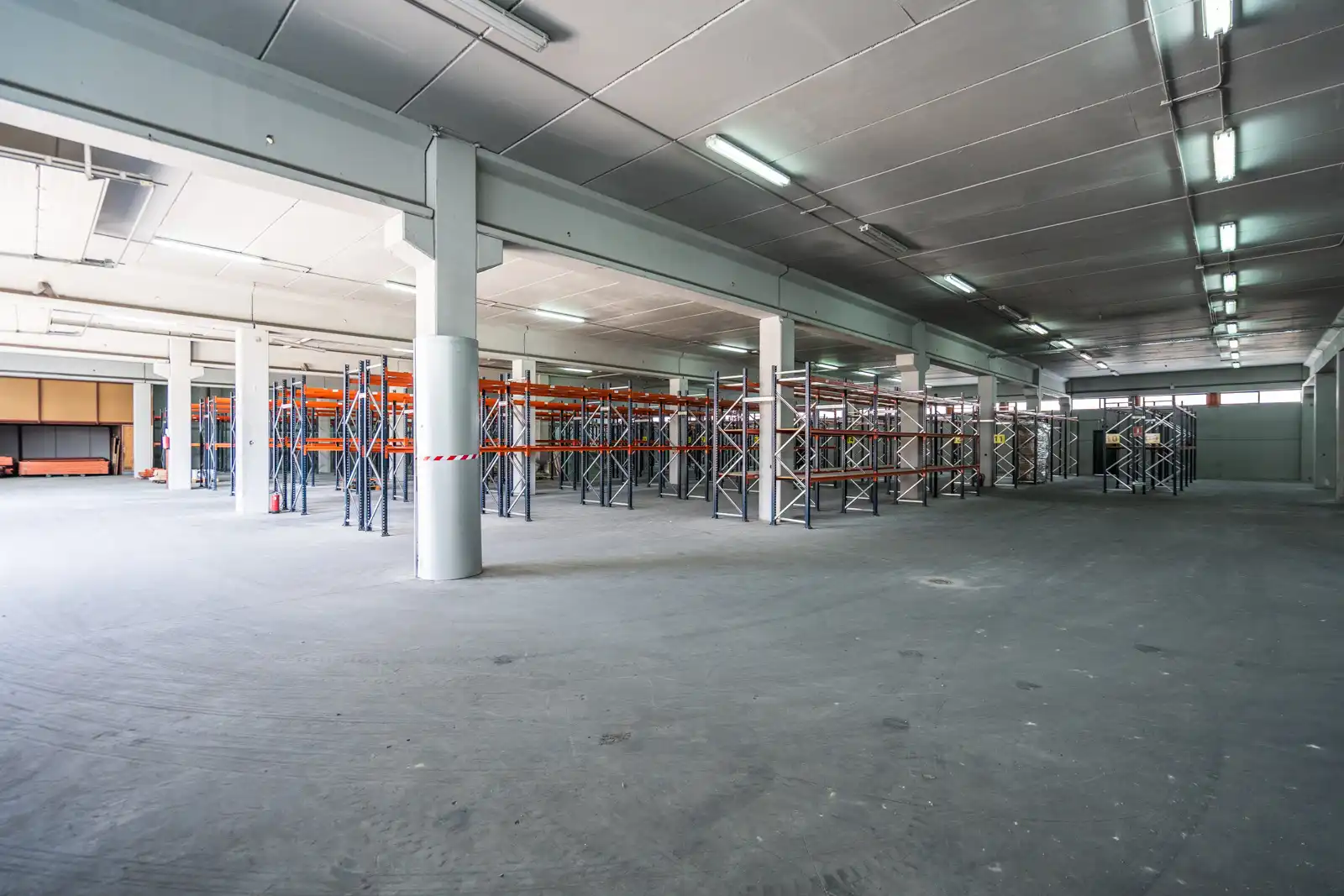 Industrial buildings for sale in Colmenar Viejo  with Heating
