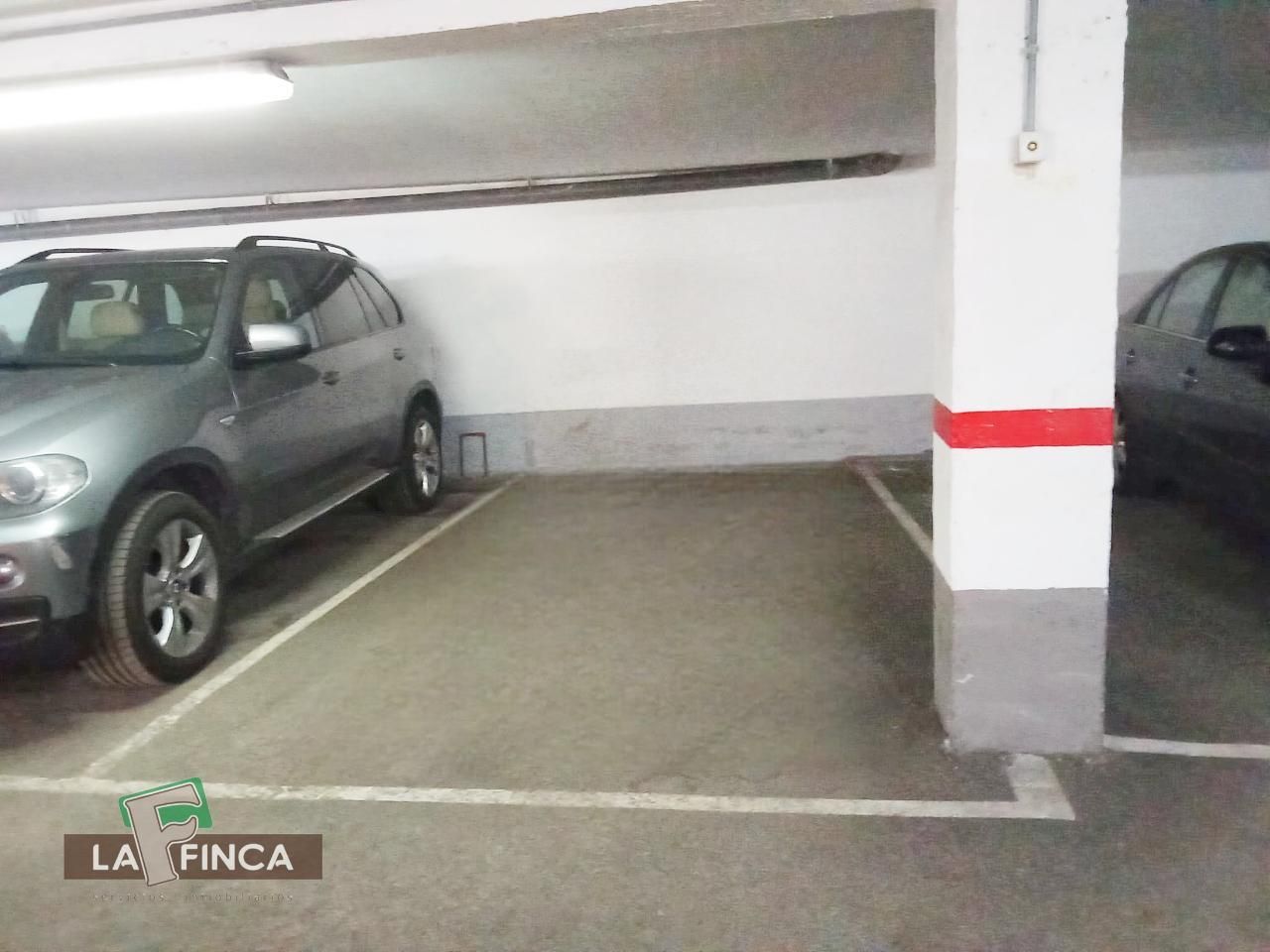 Aparcament de Garatge de lloguer en Oviedo 