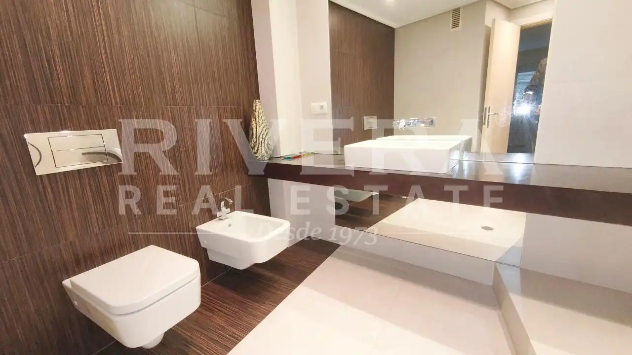 Bathroom of Flat for sale in Vigo   with Heating