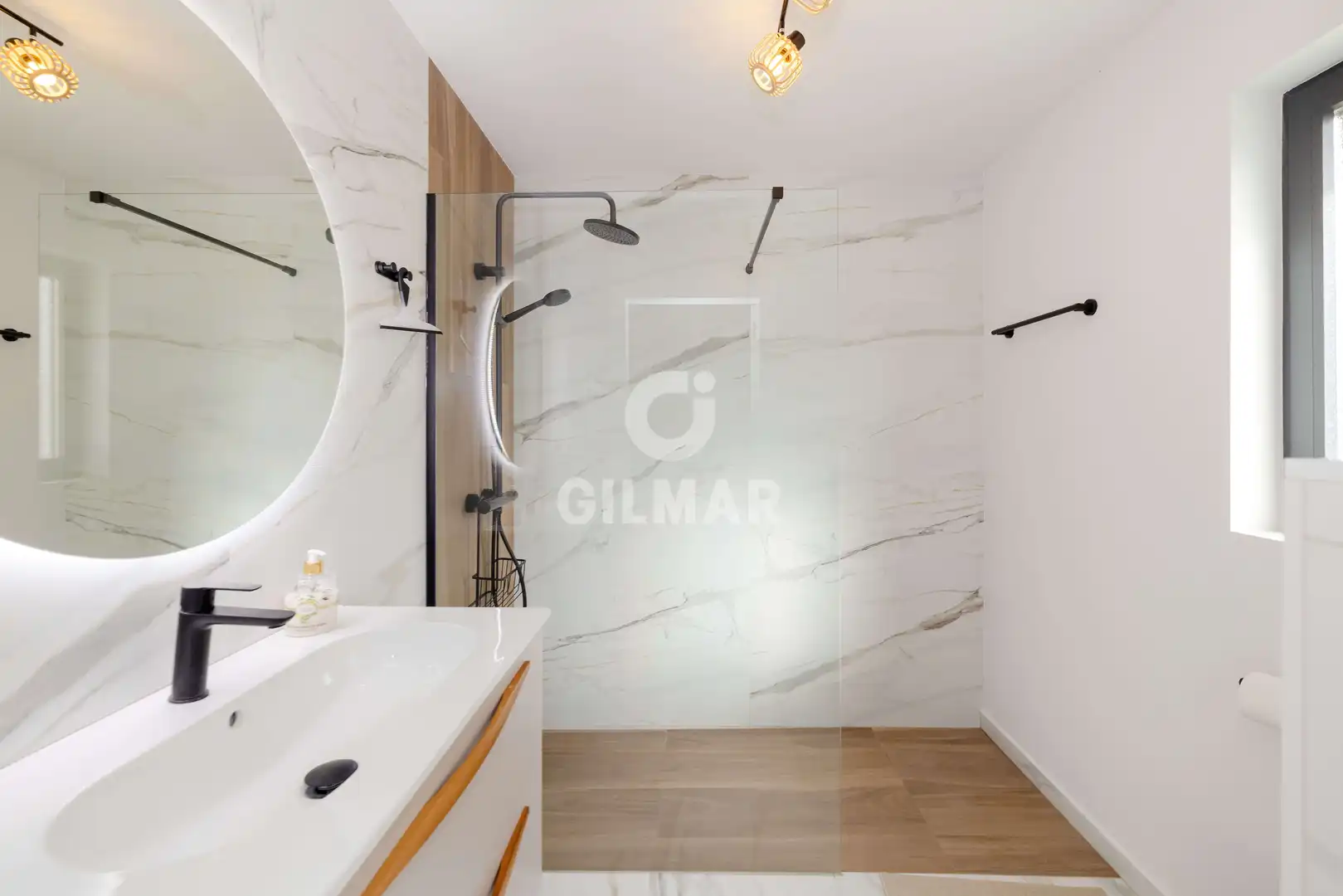 Bathroom of Houses for sale in Benalmádena  with Heating, Private garden and Swimming Pool