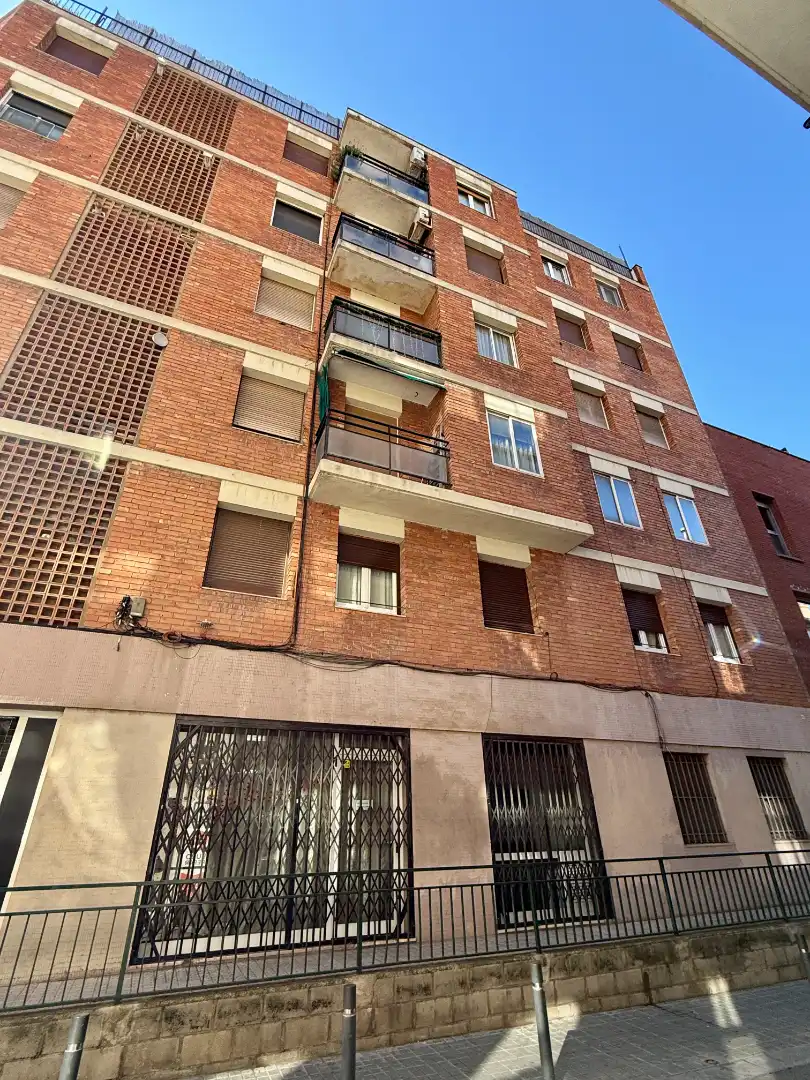 Vista exterior de Pis en venda en Barcelona amb Aire condicionat, Calefacció i Parquet