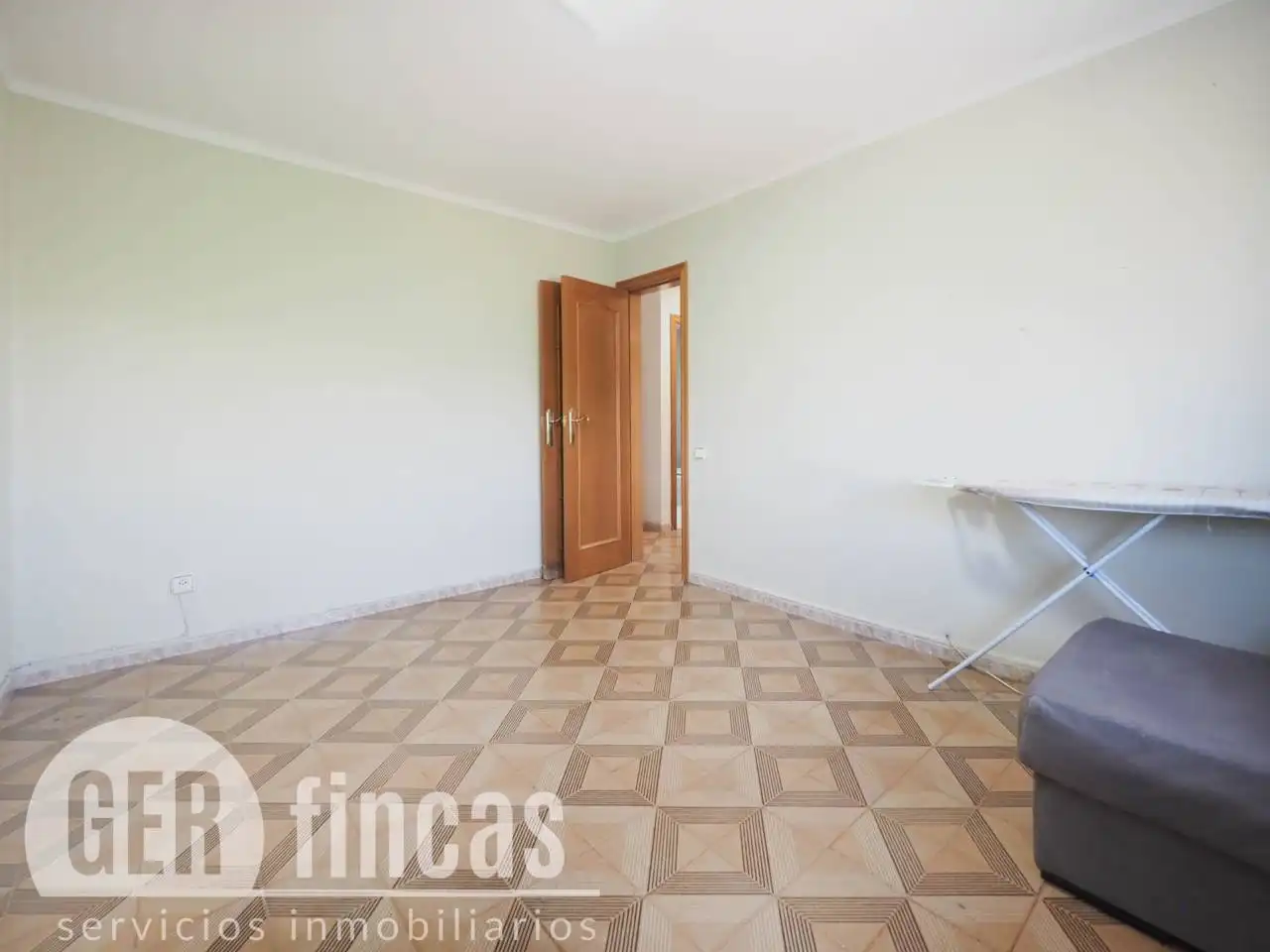 Dormitori de Pis en venda en Terrassa amb Calefacció