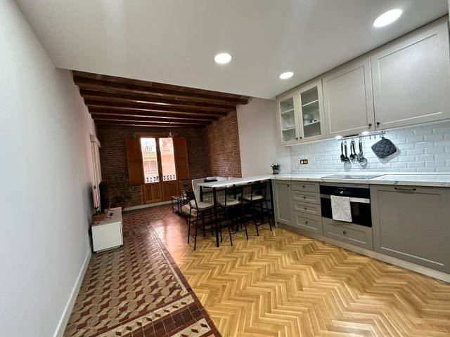 Piso en Venta en Carrer de la Lluna, 2 en El Raval