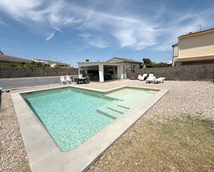Piscina de Casa o xalet en venda en El Vendrell amb Aire condicionat, Calefacció i Jardí privat