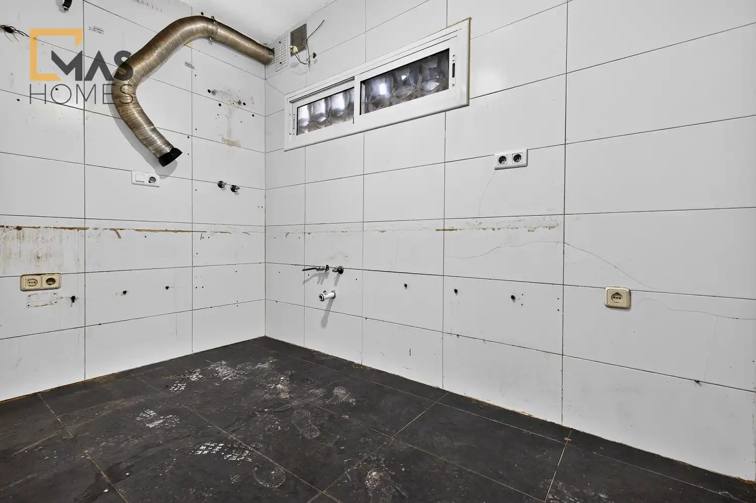 Bany de Casa o xalet en venda en Sant Cugat del Vallès amb Jardí privat i Piscina