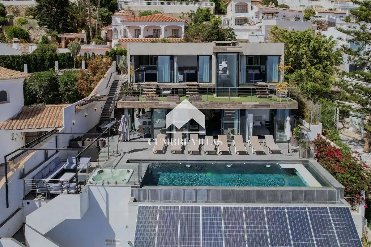 Exterior view of Houses for sale in Salobreña  with Private garden, Terrace and Storage room