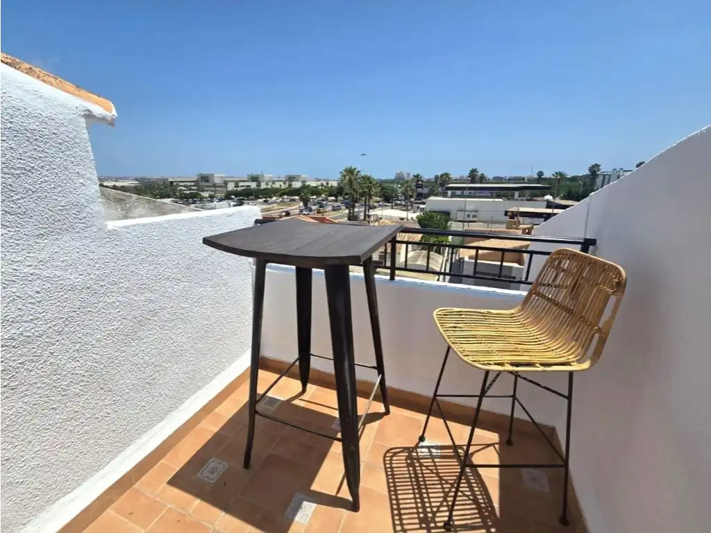 Terraza de Casa o chalet en venta en Torrevieja con Piscina y Amueblado