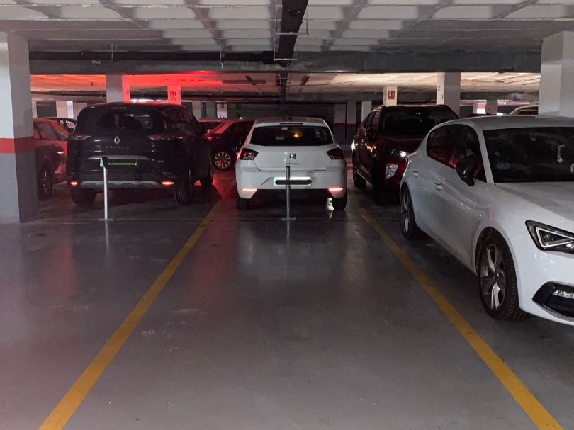 Garage to rent in Avenida del Arlanzón, 21, Villa Pilar