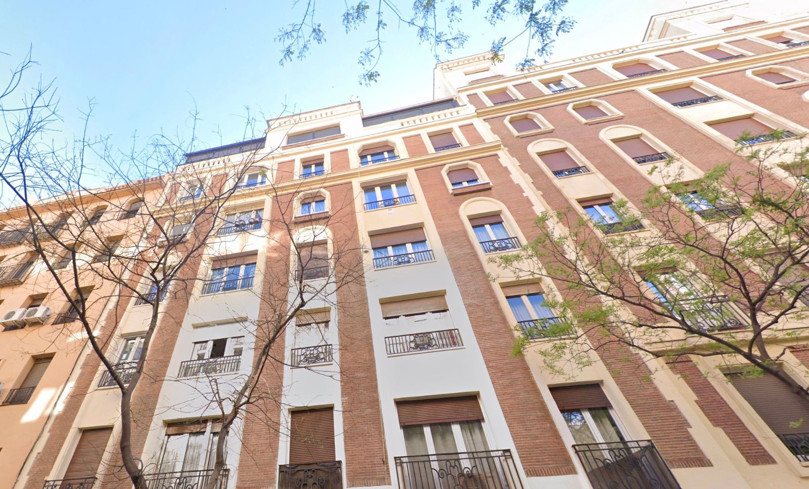 Exterior view of Apartment to rent in  Madrid Capital  with Air Conditioner, Heating and Furnished