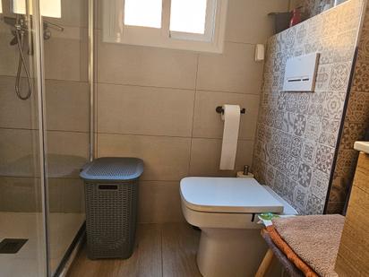 Bathroom of Flat for sale in Badalona  with Air Conditioner and Balcony