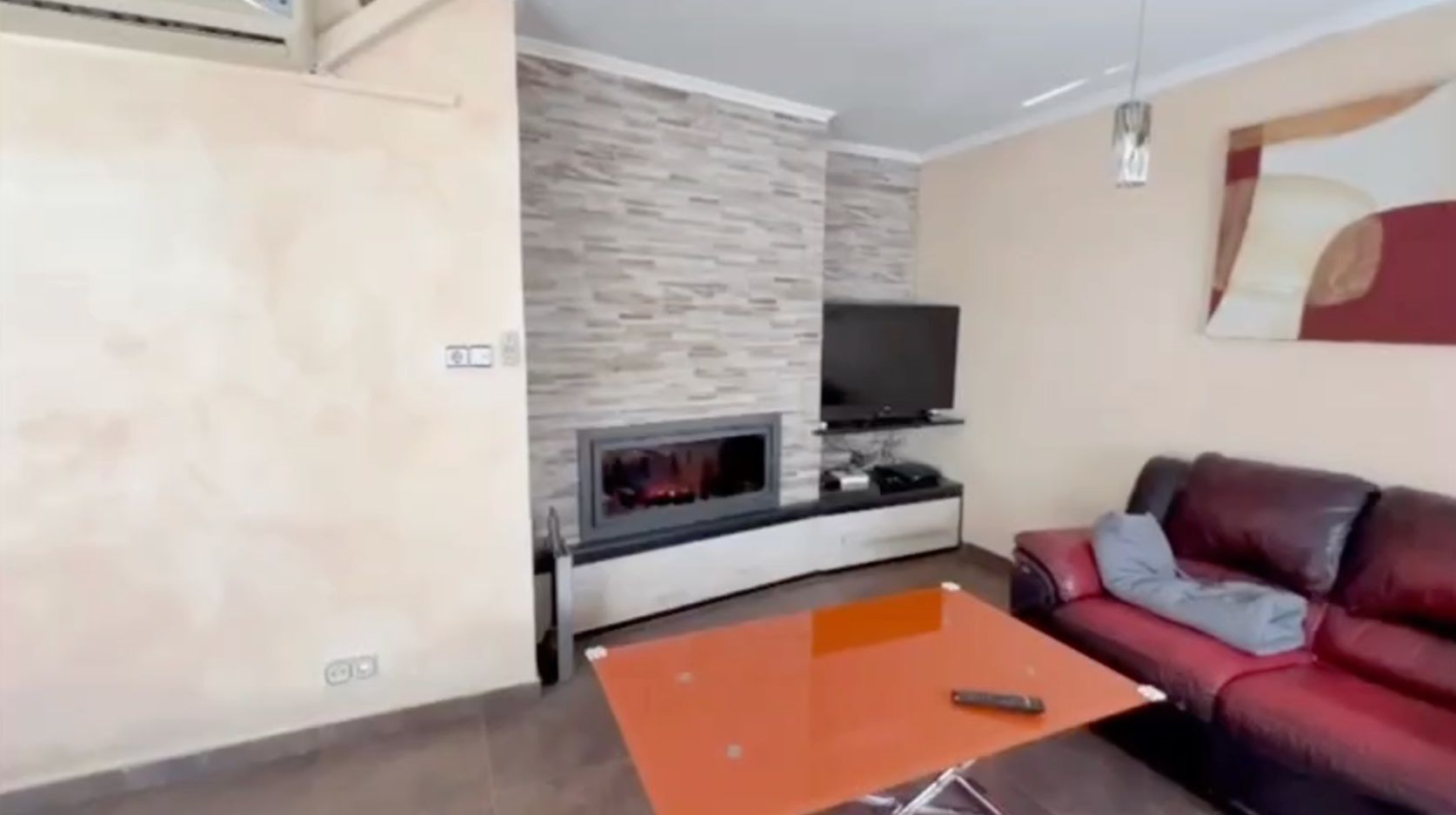 Sala d'estar de Casa o xalet en venda en Gurb amb Calefacció, Terrassa i Traster
