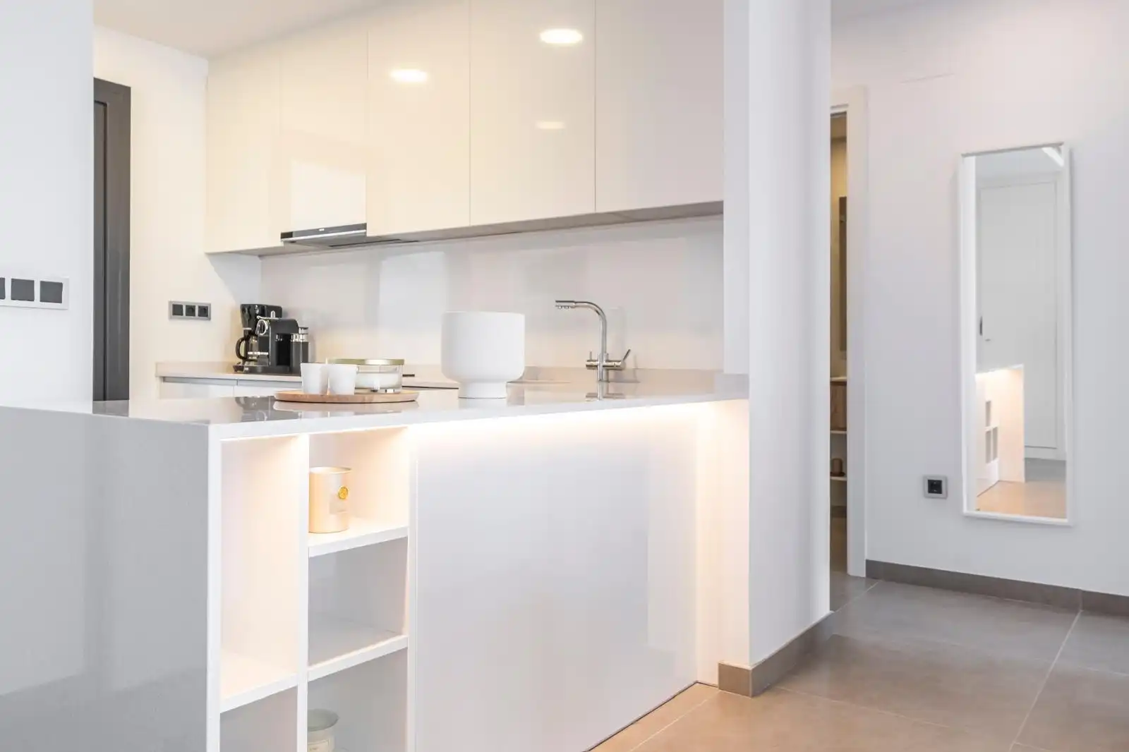 Apartamento con piscina en venta en Playa de Poniente, imagen 8
