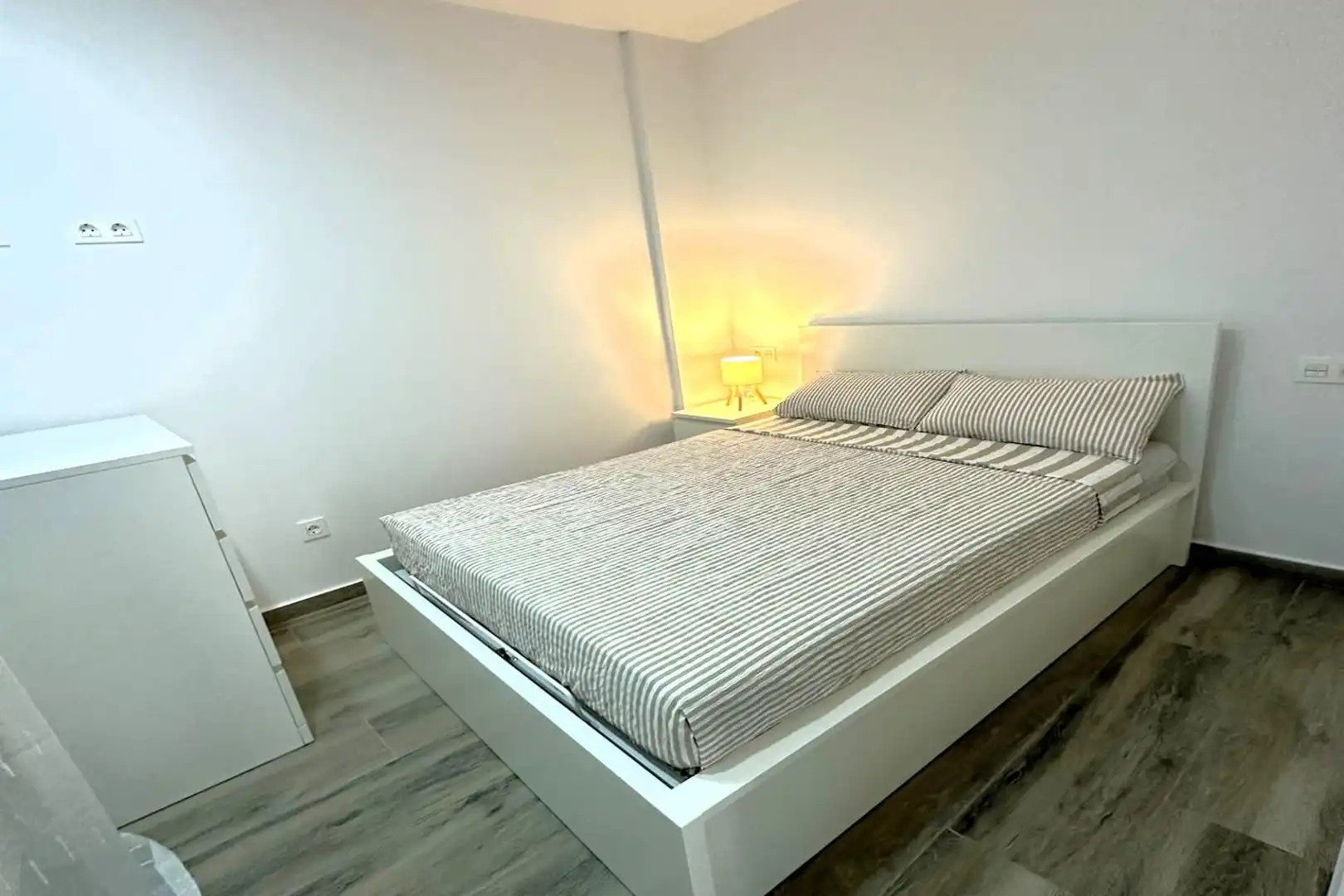 Apartamento con terraza en venta en Calle RAMON GALLUD 139, imagen 18