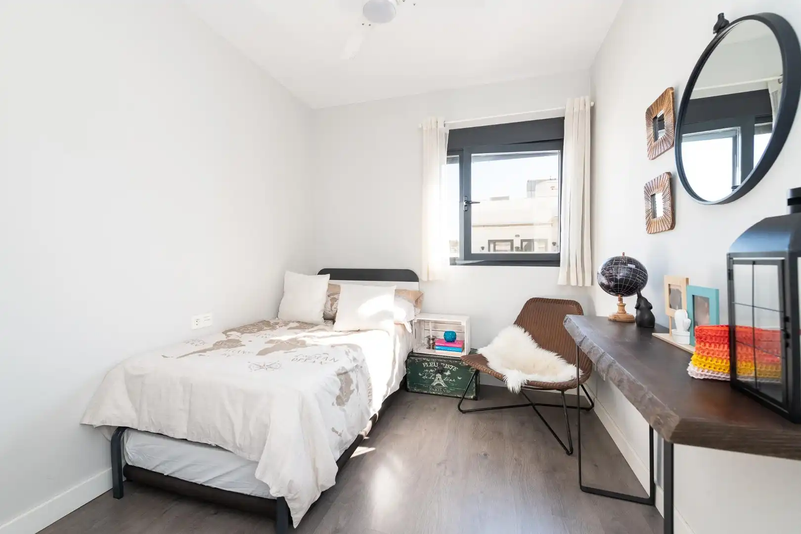 Habitación de Ático en venta en Rincón de la Victoria con Terraza, Trastero y Piscina comunitaria