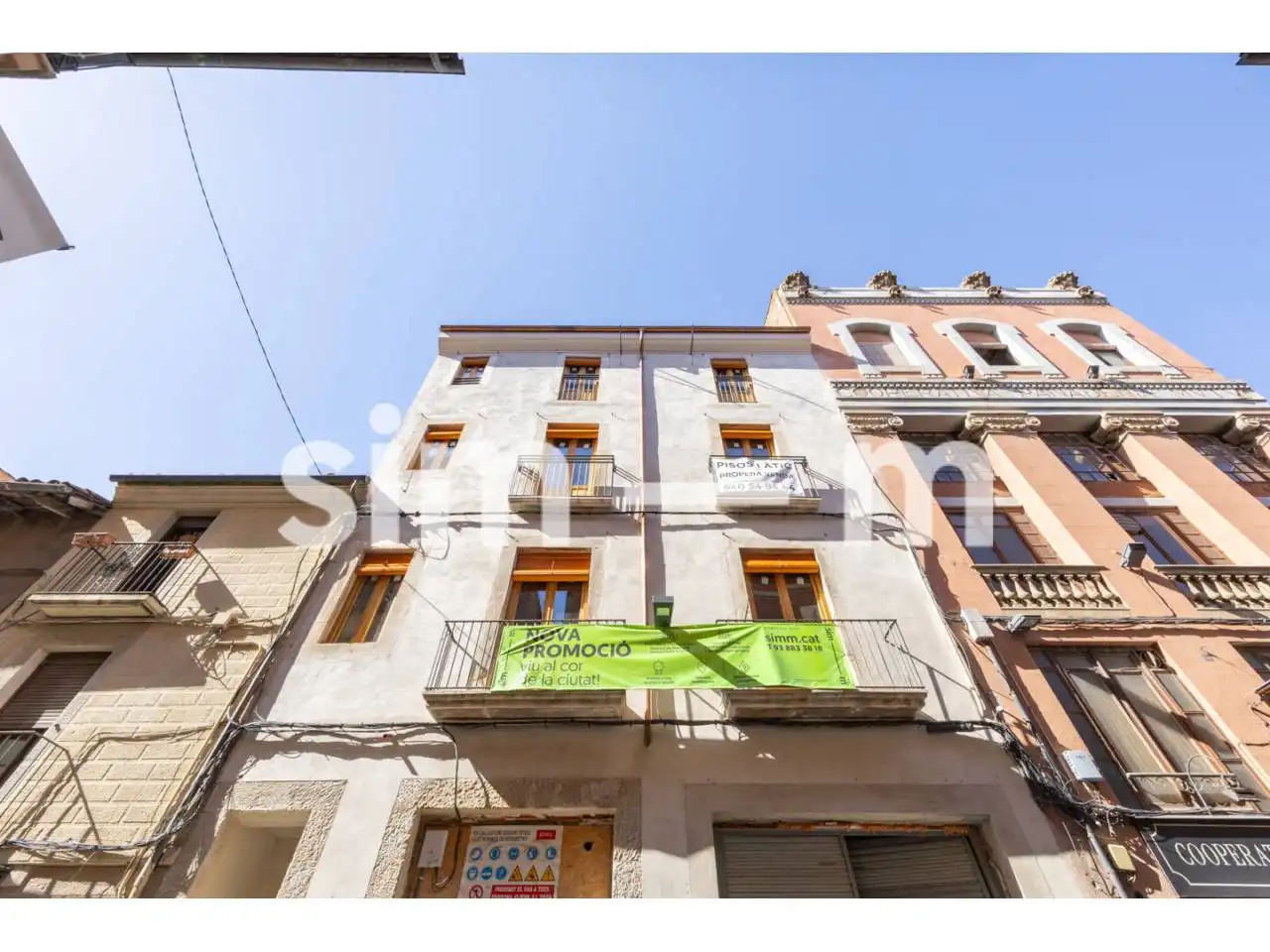 Vista exterior de Piso en venta en Vic con Aire acondicionado, Calefacción y Balcón