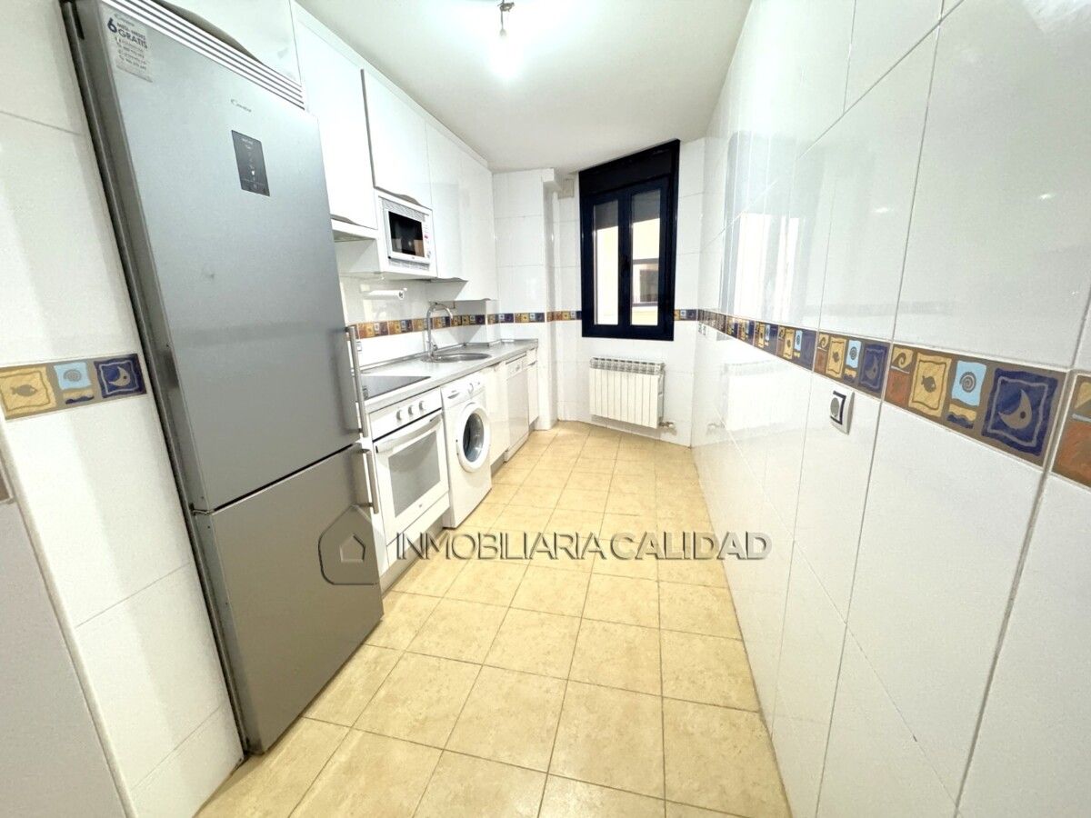Kitchen of Flat for sale in Burgos Capital  with Heating and Storage room