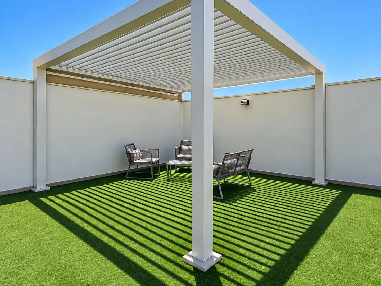 Terraza de Piso en venta en Marbella con Aire acondicionado, Terraza y Piscina