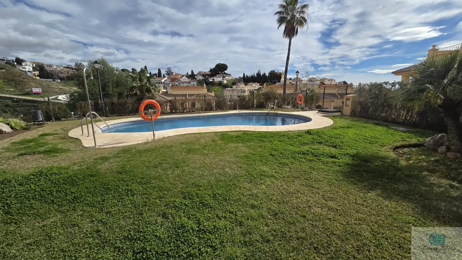 Swimming pool of Attic for sale in Fuengirola  with Air Conditioner, Terrace and Community pool