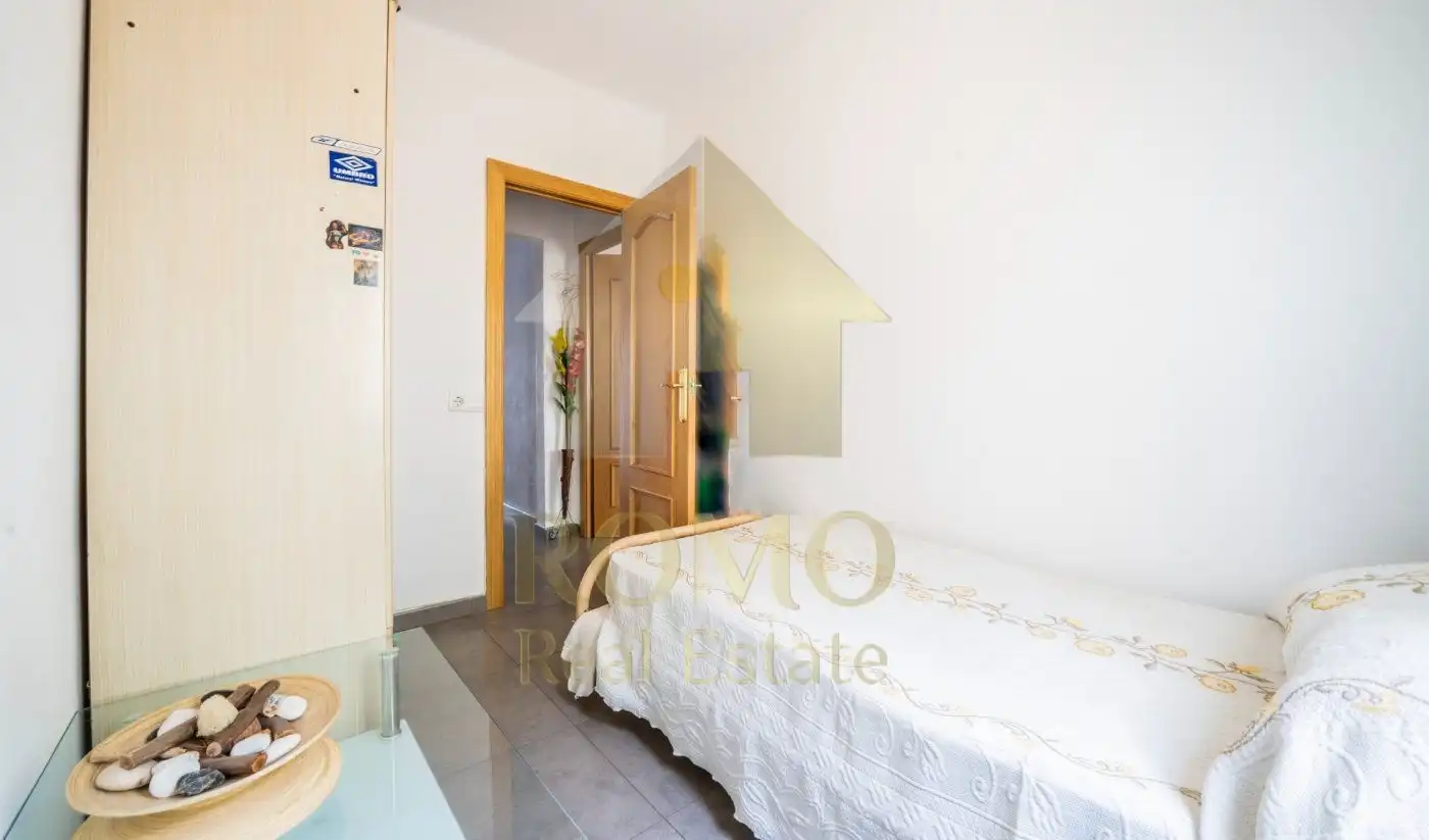 Habitación de Edificio en venta en Santa Perpètua de Mogoda