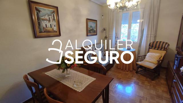 Piso en Alquiler en de la Castellana en Castilla