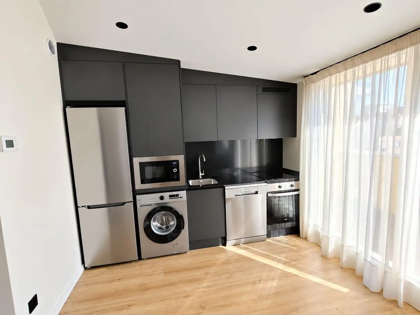 Attic for rent in Calle del Conde de Aranda, 45, Paseo Independencia