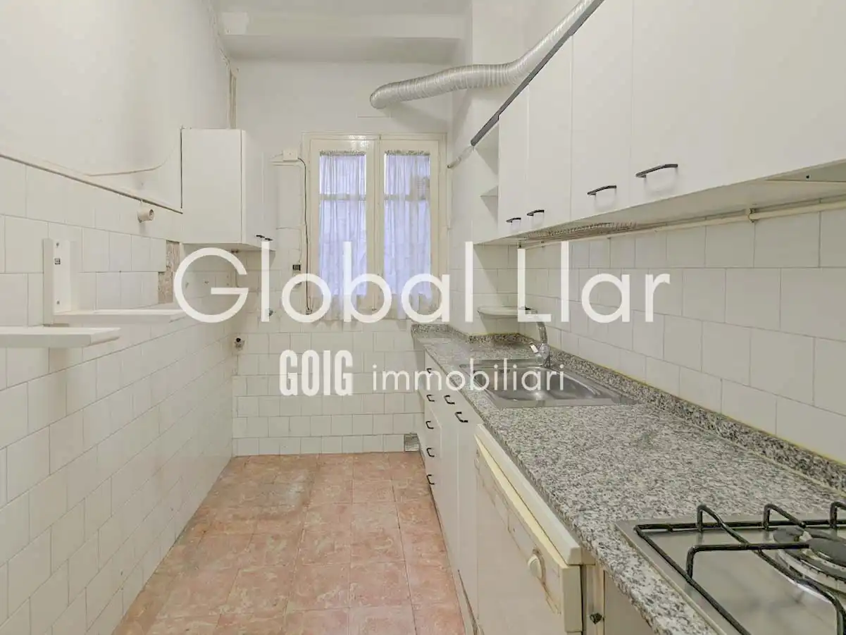 Küche von Wohnung zum Verkauf in Lleida mit Klimaanlage, Heizung und Balkon