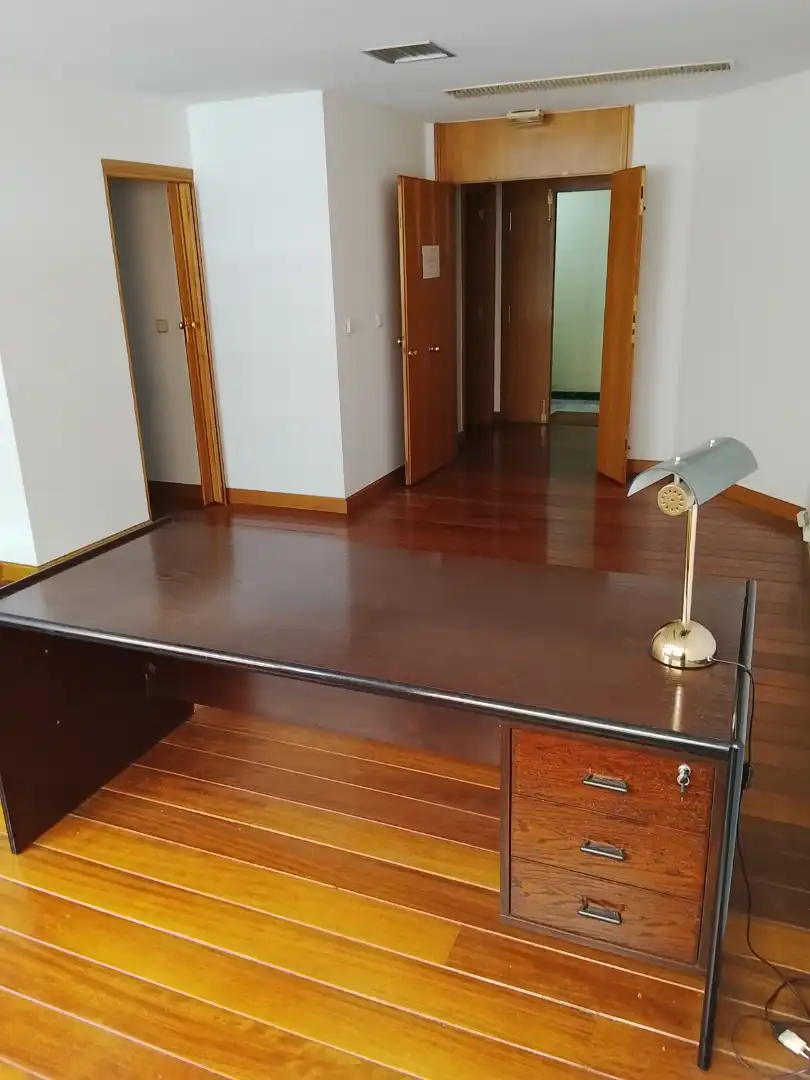 Oficina con ascensor en venta en Rafaela Ybarra Kalea, imagen 3