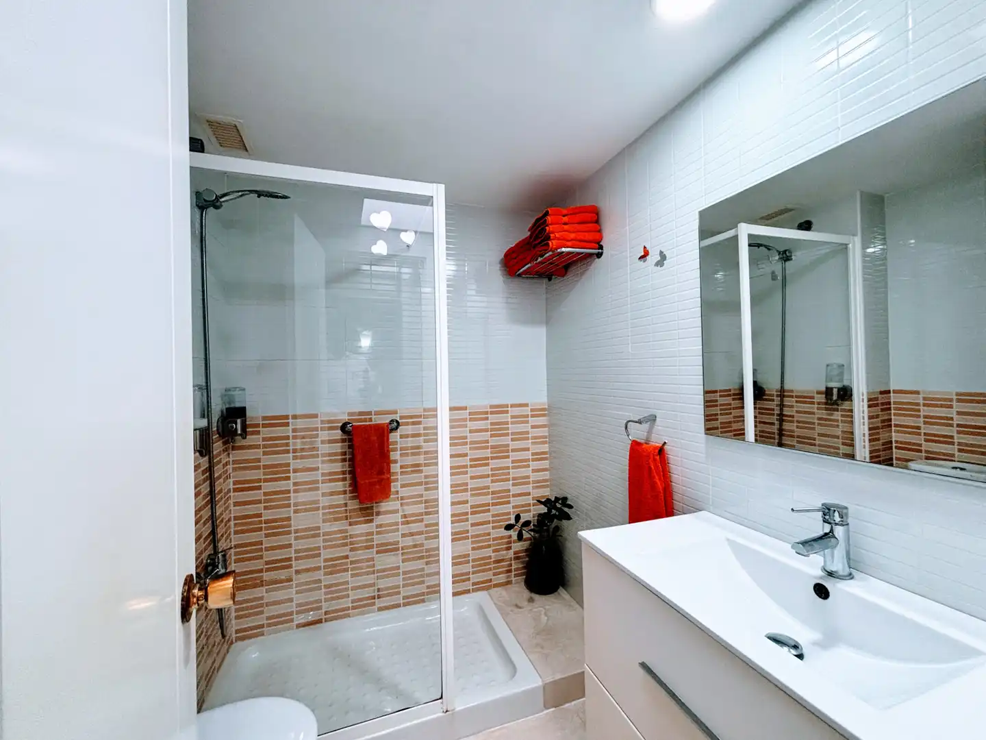 Badezimmer von Einfamilien-Reihenhaus zum Verkauf in Las Palmas de Gran Canaria mit Terrasse und Abstellraum