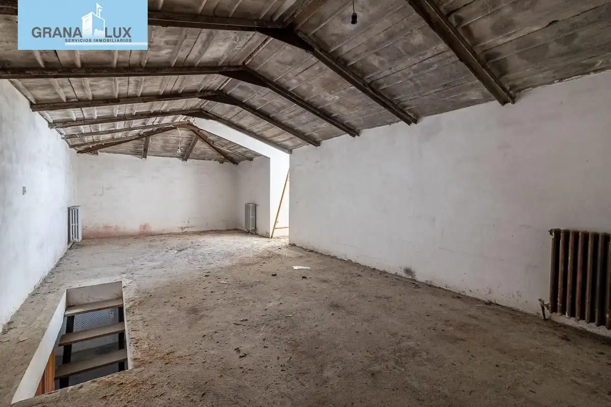 Casa rústica amb piscina en venda a Santa Fe, imagen 28