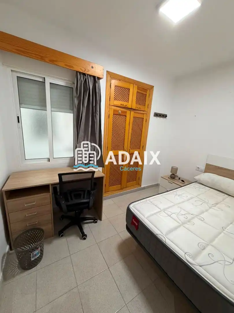 Flat for rent in CALLE SANCHEZ MANZANO, Centro