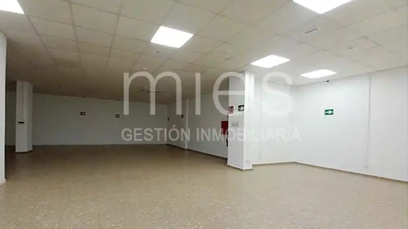 Local en venta en Valencia