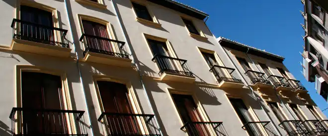 Vista exterior de Estudio de alquiler en Granada con Calefacción, Amueblado y Lavadora