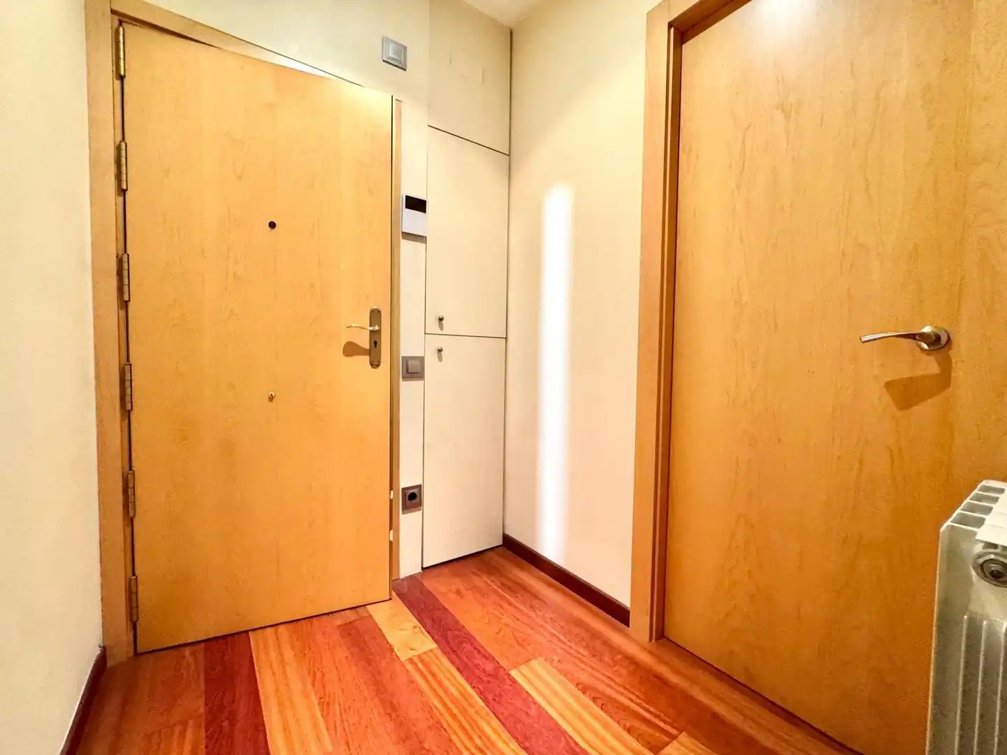 Wohnung zum Verkauf in  Barcelona Capital mit Klimaanlage, Heizung und Parkett