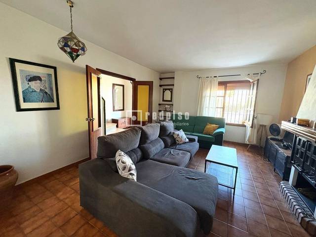 Casa-chalet en Alquiler en GAD en Los Álamos