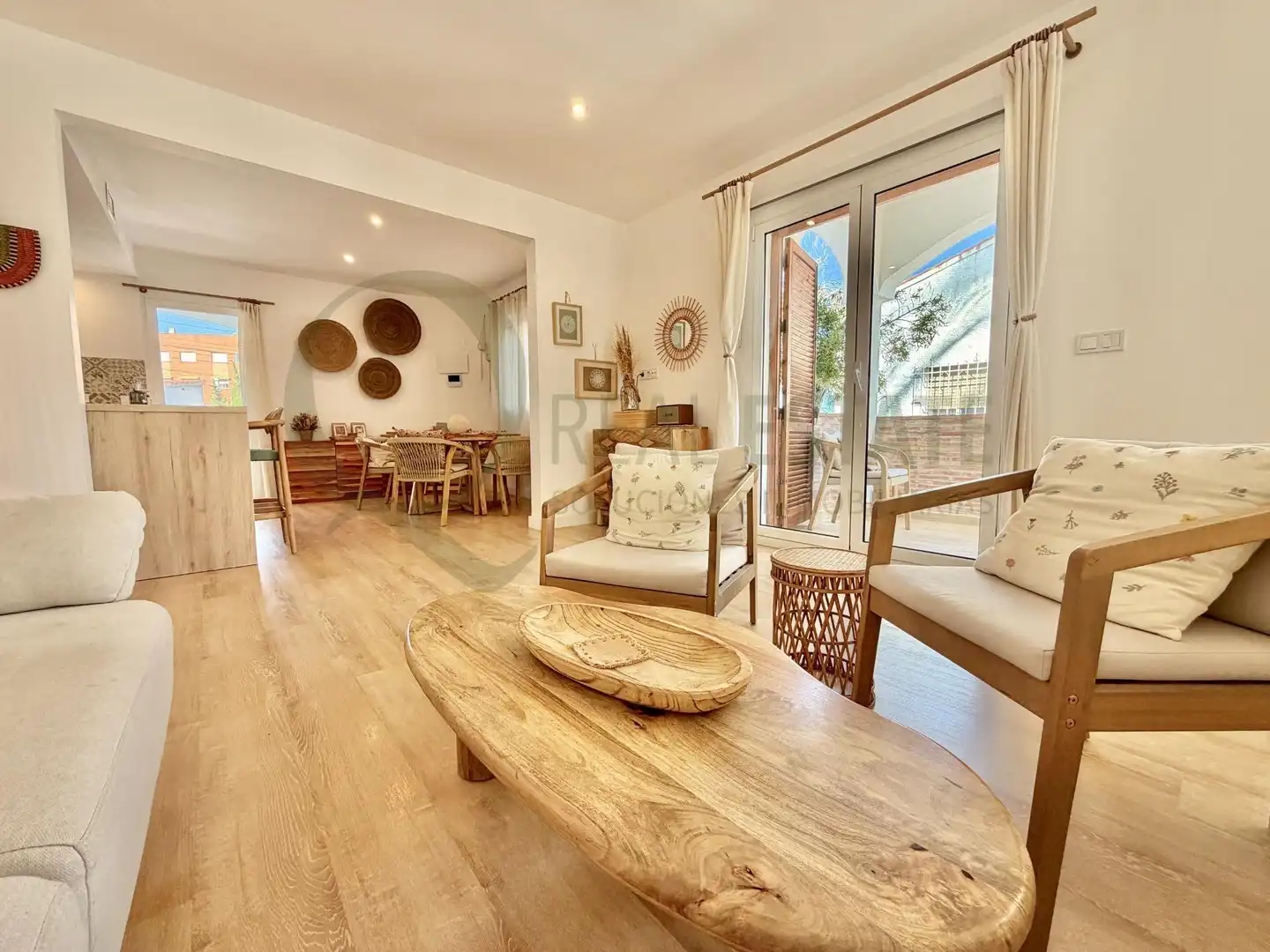 Living room of Houses for sale in El Campello  with Air Conditioner, Heating and Private garden
