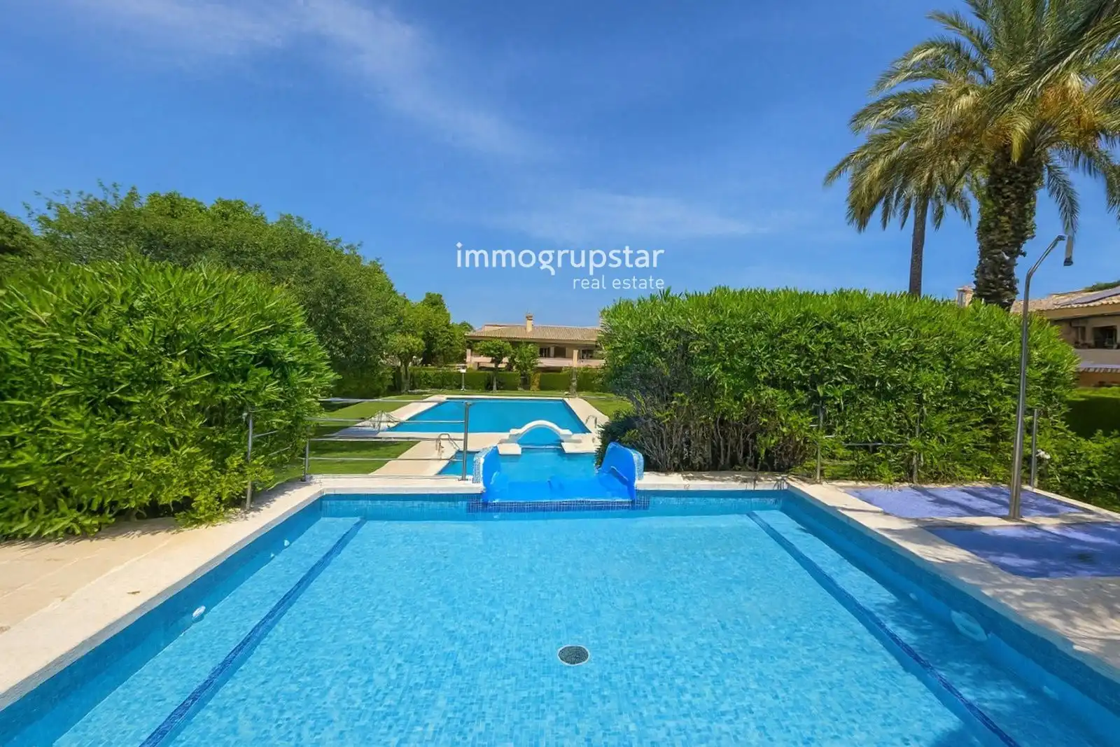 Piscina de Casa adosada en venda en Castell d'Aro, Platja d'Aro i s'Agaró amb Piscina i Piscina comunitària