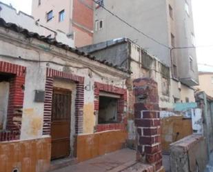 Exterior view of Single-family semi-detached for sale in  Zaragoza Capital