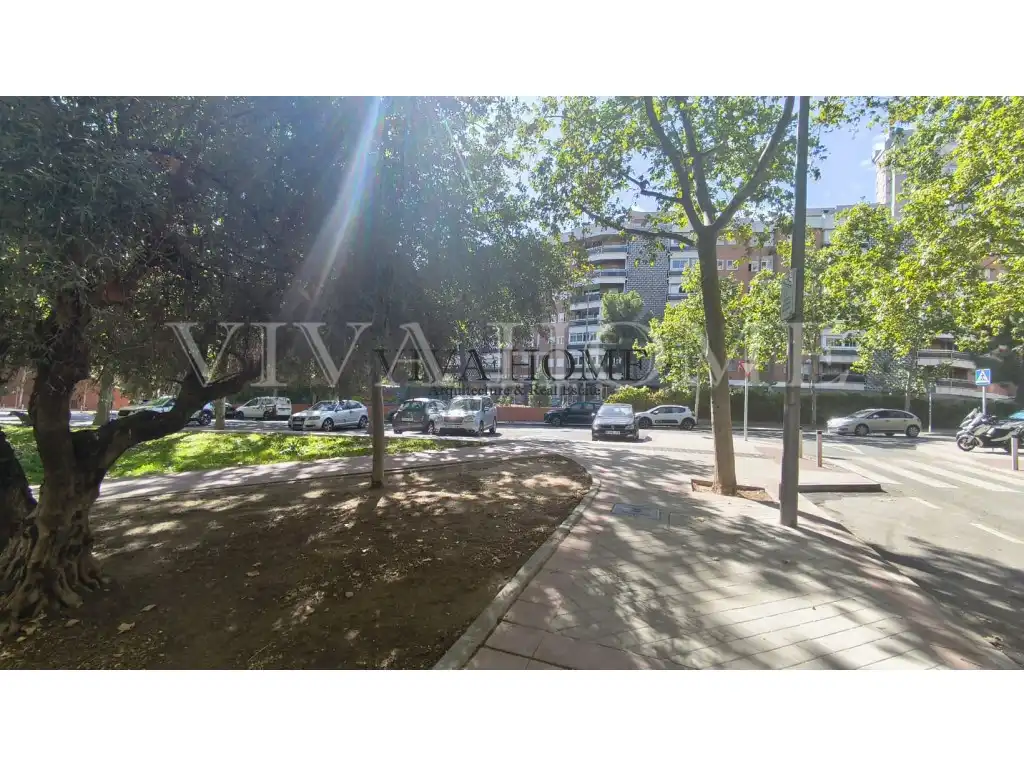 Vista exterior de Pis en venda en Madrid