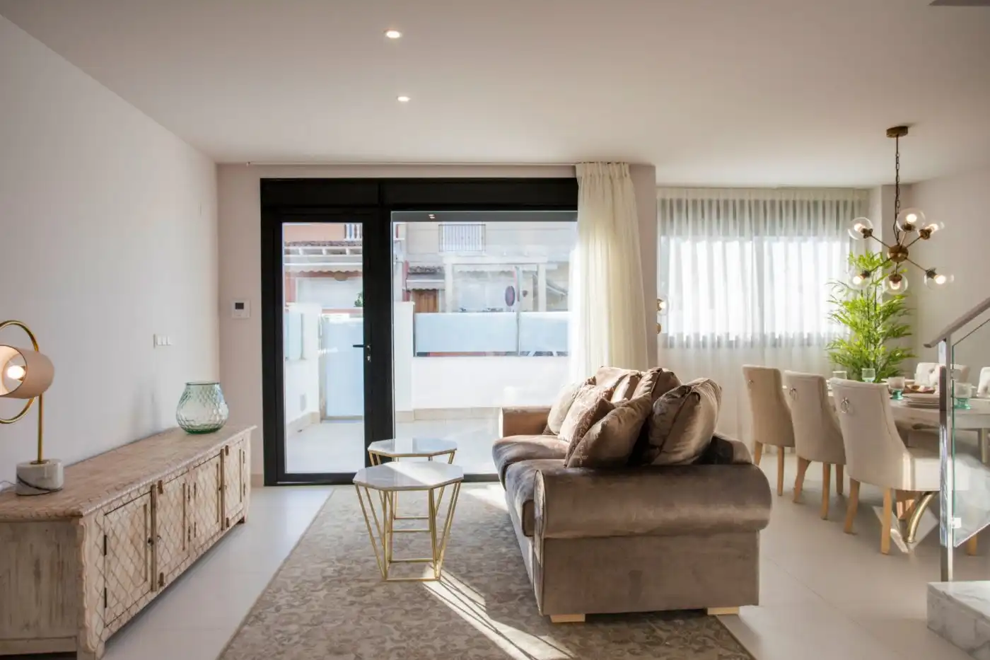 Living room of Houses for sale in Elche / Elx  with Air Conditioner, Heating and Private garden