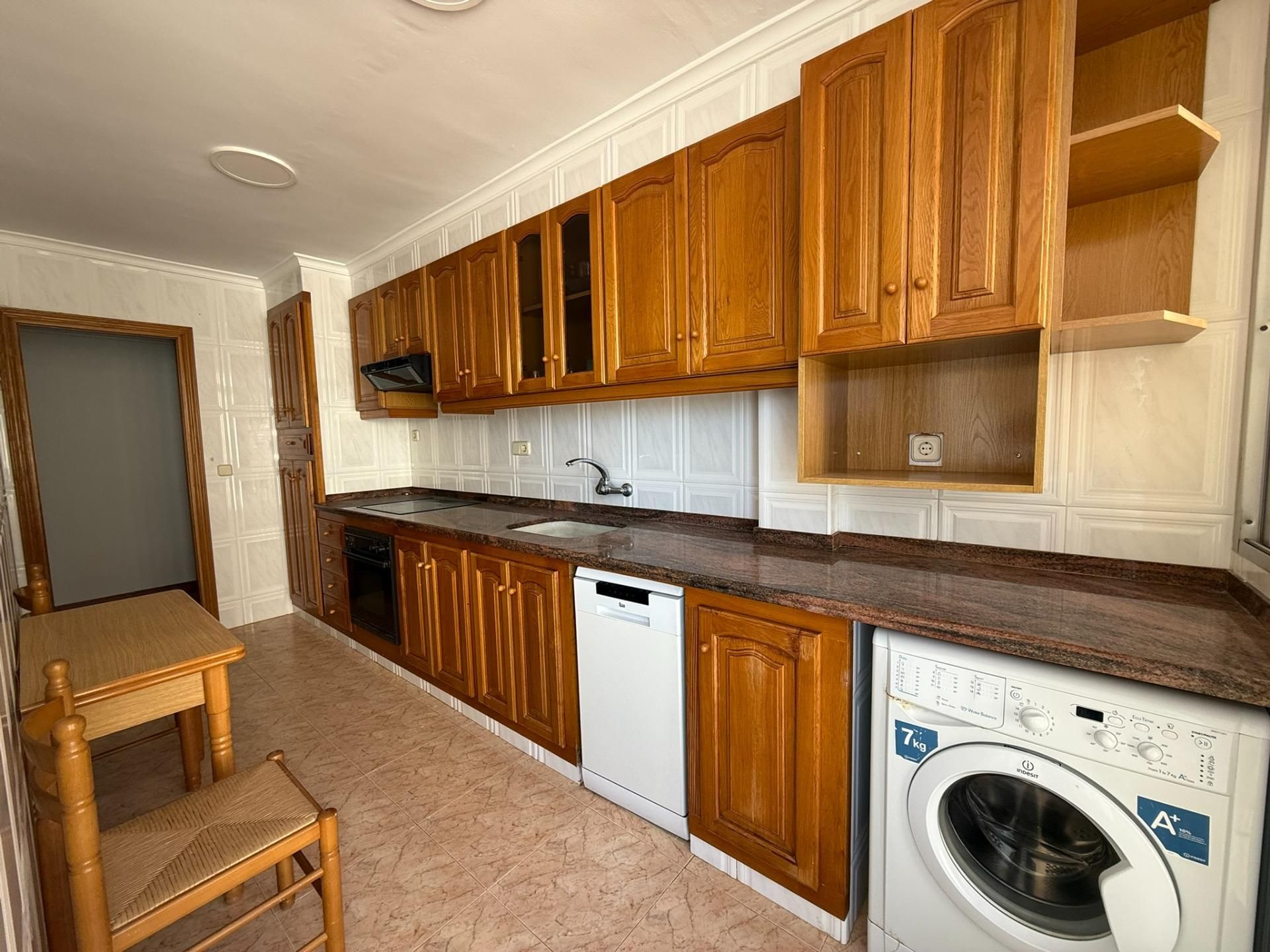 Kitchen of Apartment for sale in Tavernes de la Valldigna  with Terrace and Balcony
