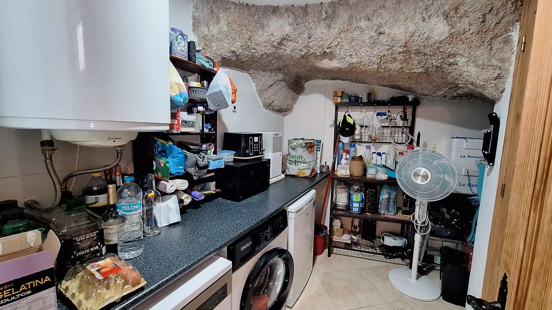 Einfamilien-Reihenhaus zum Verkauf in Oliva mit Klimaanlage, Abstellraum und Whirlpool