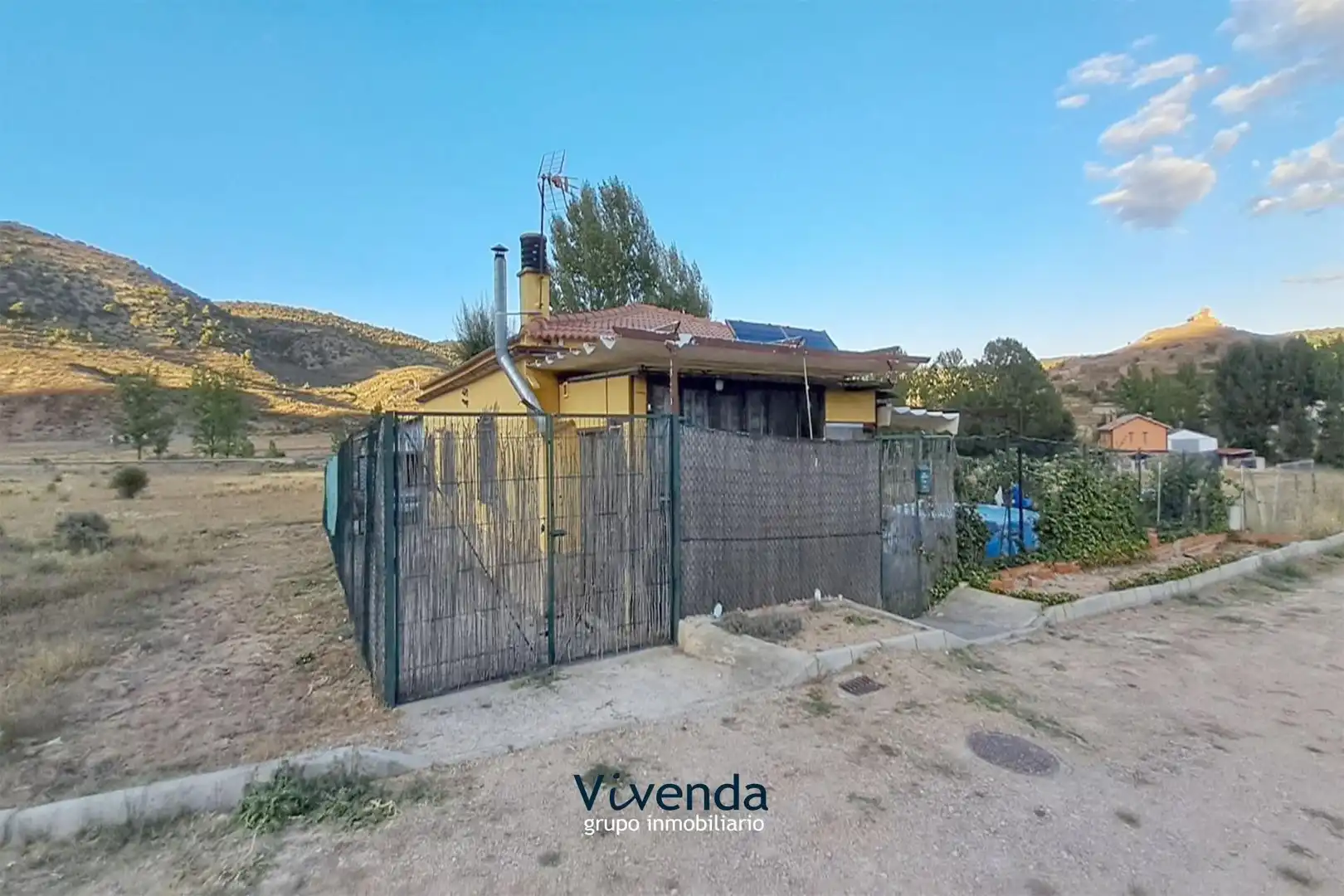 Finca rústica en venta en Boniches con Jardín privado y Alarma